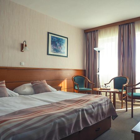 Hotel Panorama Balatongyörök Eksteriør billede