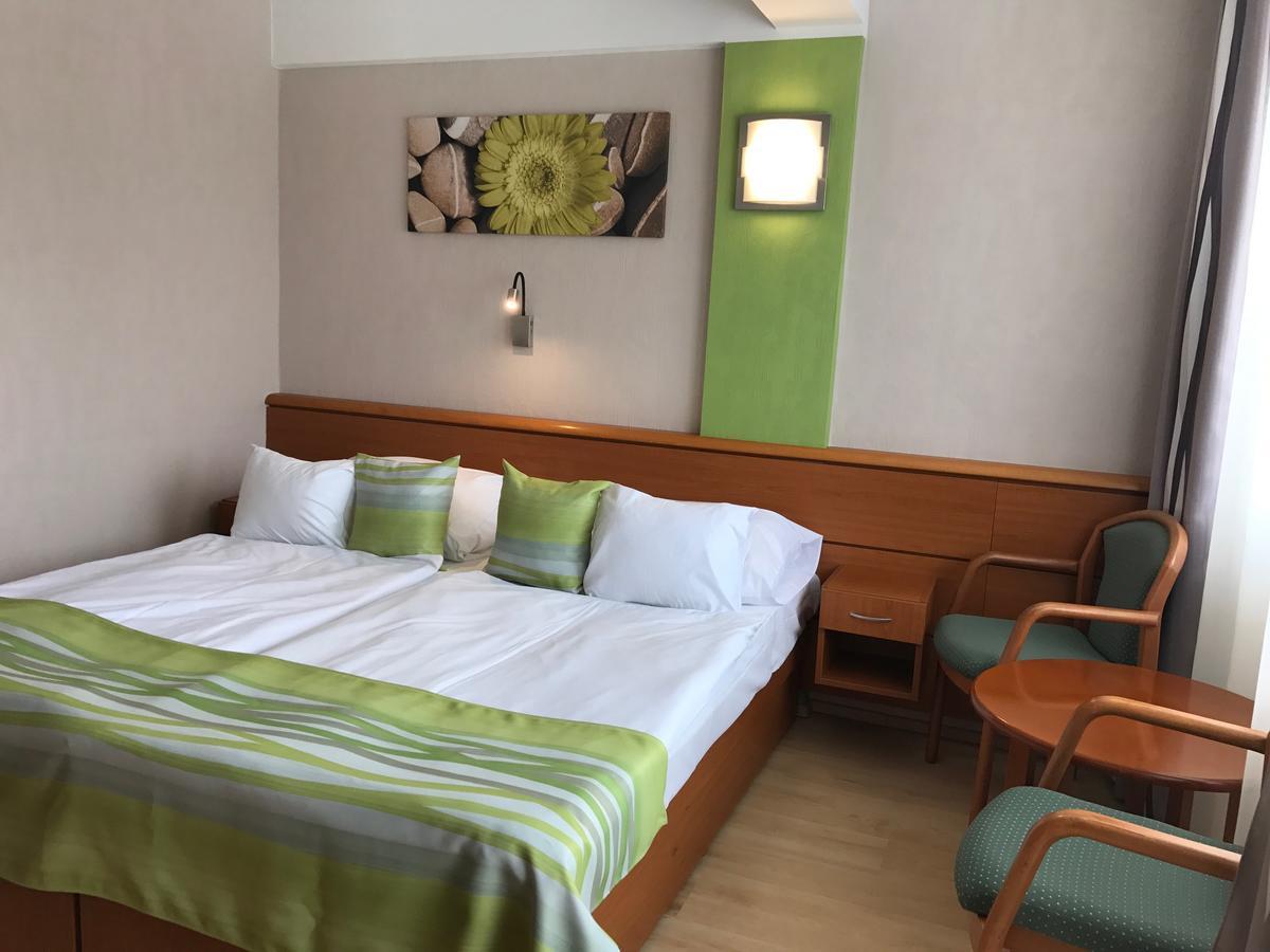 Hotel Panorama Balatongyörök Eksteriør billede