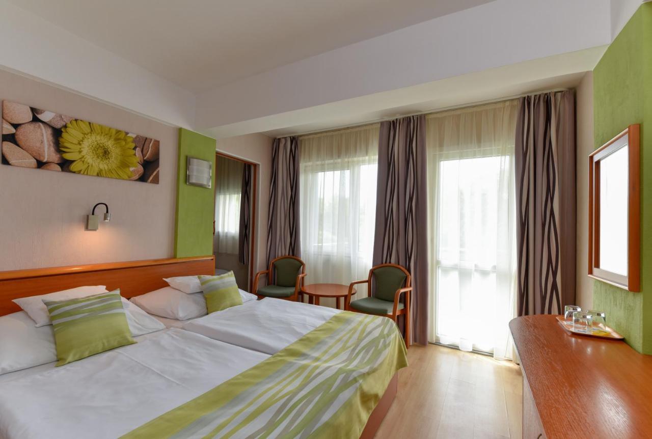 Hotel Panorama Balatongyörök Eksteriør billede