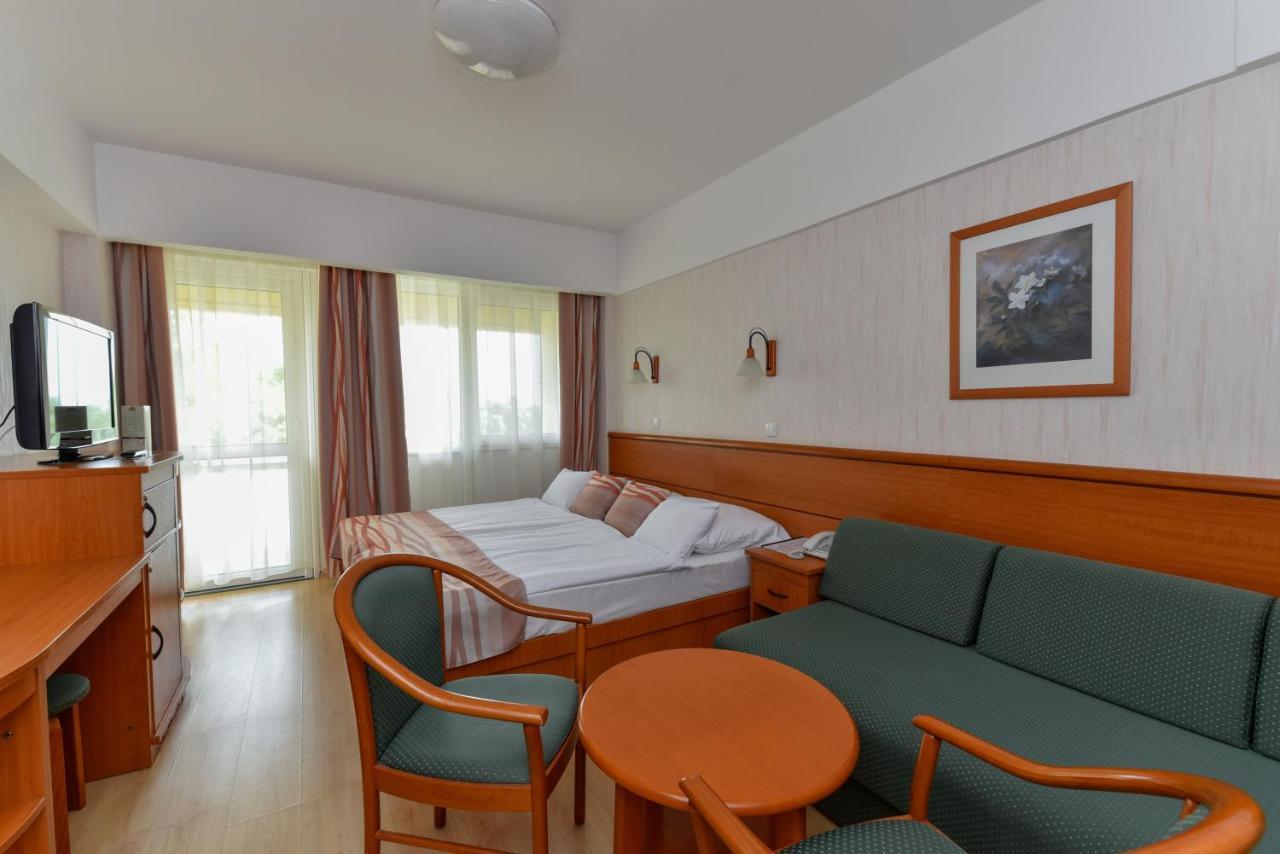 Hotel Panorama Balatongyörök Eksteriør billede