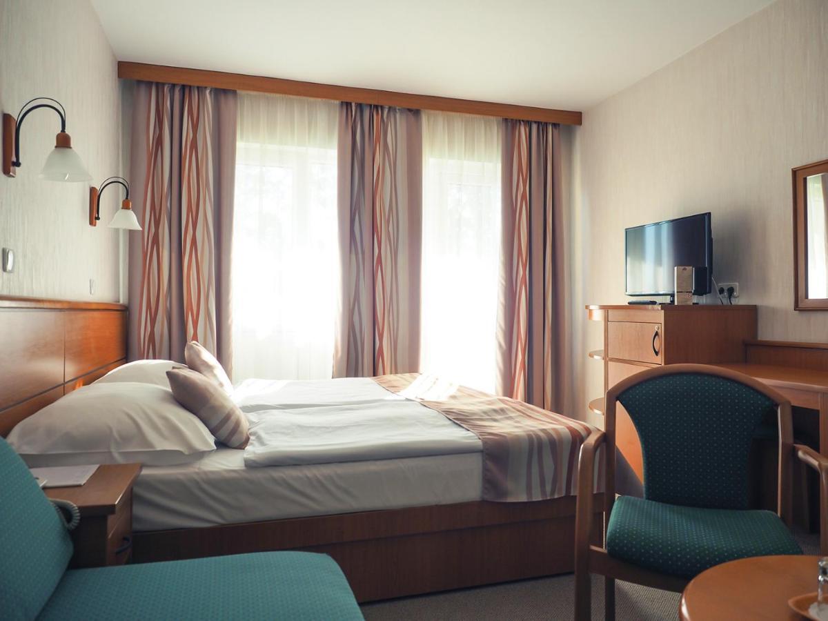 Hotel Panorama Balatongyörök Eksteriør billede